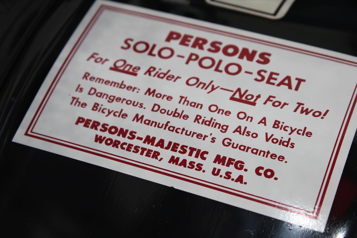 Originales Persons-Sattelschild